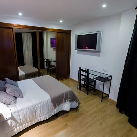 ゲストハウス Libertad 2*