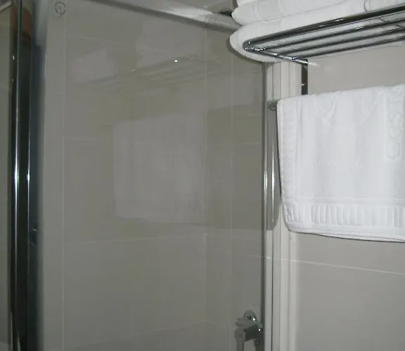 Libertad ゲストハウス 2*