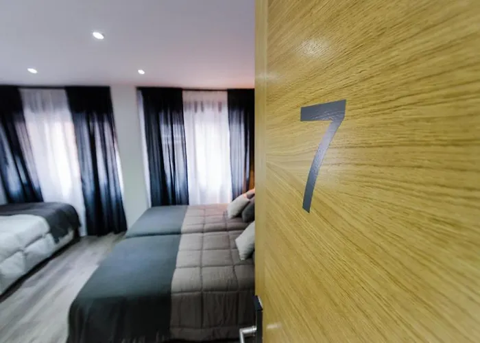 Libertad ゲストハウス 2*